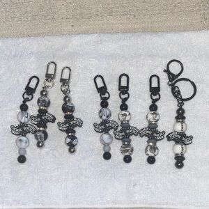 Handmaid Chain breaker Black and White Keychain Set